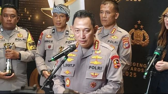 Kapolri Tegaskan Polri Terbuka Terkait Misteri Kematian Diplomat Arya Daru | TINTAHIJAU.com