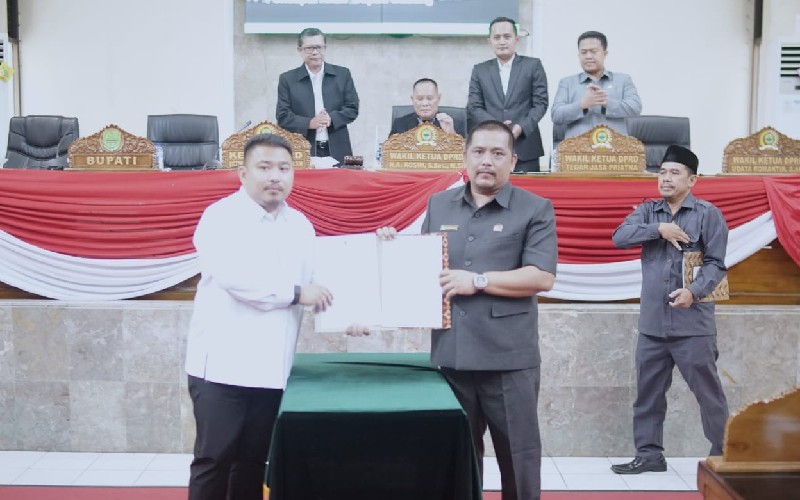 DPRD Subang Tetapkan KUA-PPAS 2026, Fokus pada Pelayanan Publik dan Efisiensi Anggaran | TINTAHIJAU.com