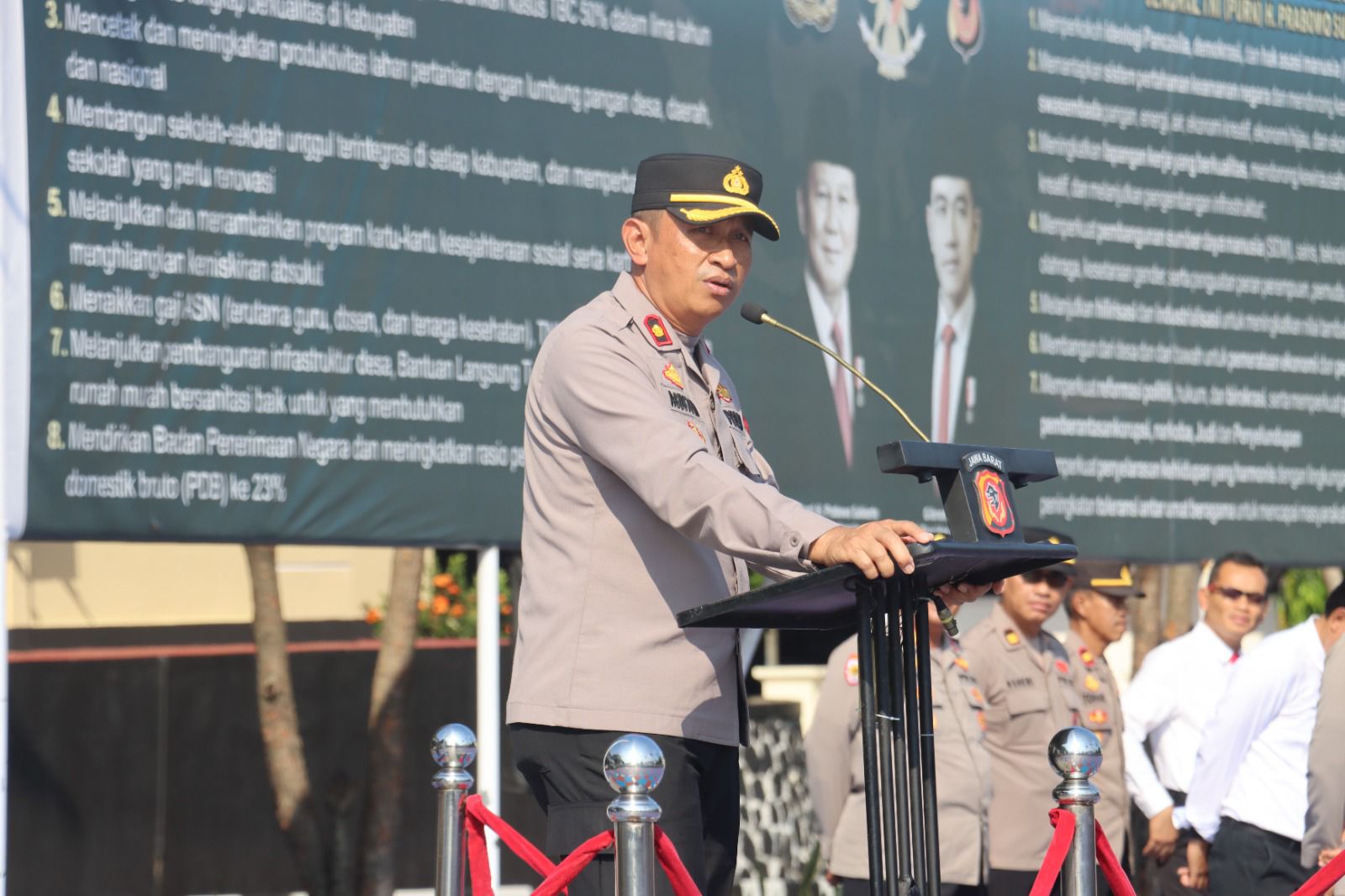 Wakapolres Majalengka Dorong Personel Tingkatkan Kualitas Pelayanan Publik | TINTAHIJAU.com