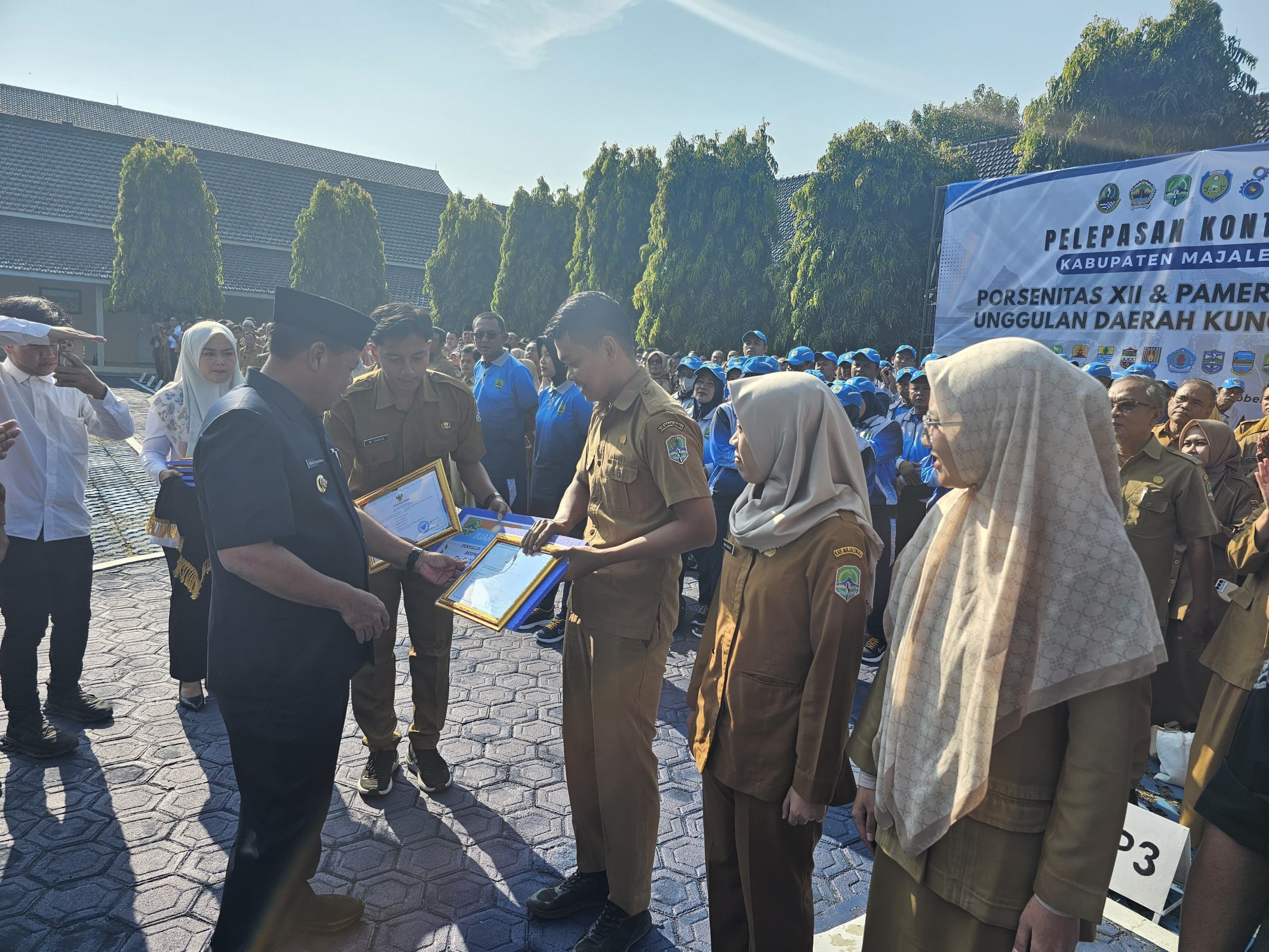 Pemkab Majalengka Beri Penghargaan kepada Petani dan Penyuluh Berprestasi, Dukung Asta Cita Kedaulatan Pangan