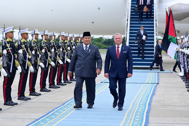 Presiden Prabowo Sambut Raja Yordania di Halim Perdanakusuma | TINTAHIJAU.com
