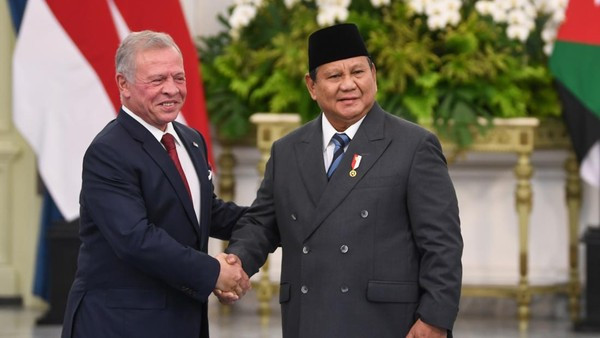 Raja Abdullah II Sapa Prabowo sebagai “Temanku” dan “Saudaraku” dalam Pertemuan di Istana Merdeka