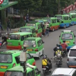 Kebijakan Libur Angkot Disambut Positif, Sopir Bandung Terima Kompensasi – TINTAHIJAU.com